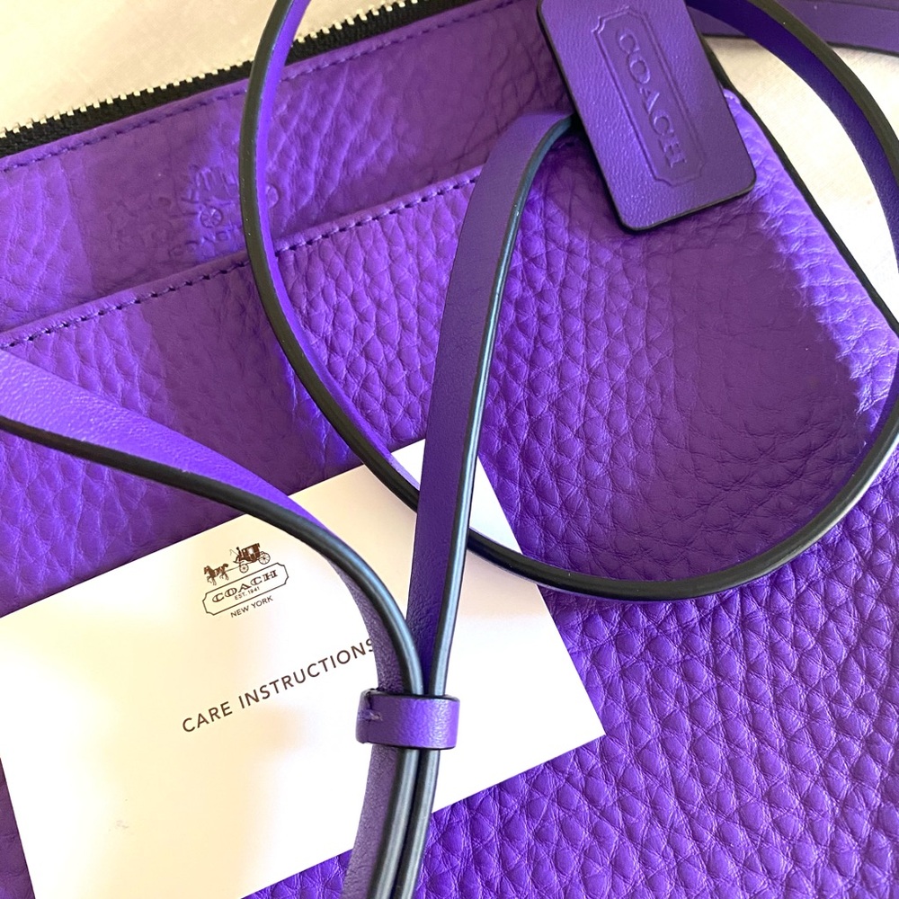 Coach Purple Leather Women's Bag.